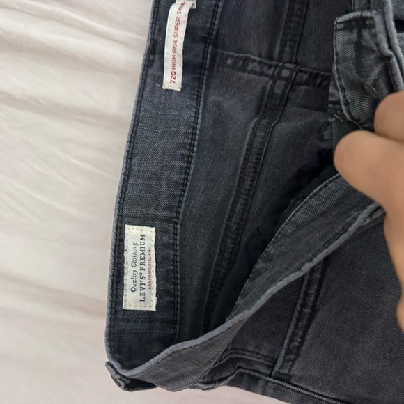 Levi’s 720 High Rise Super Skinny Gray Jeans Size 30 - Picture 11 of 13